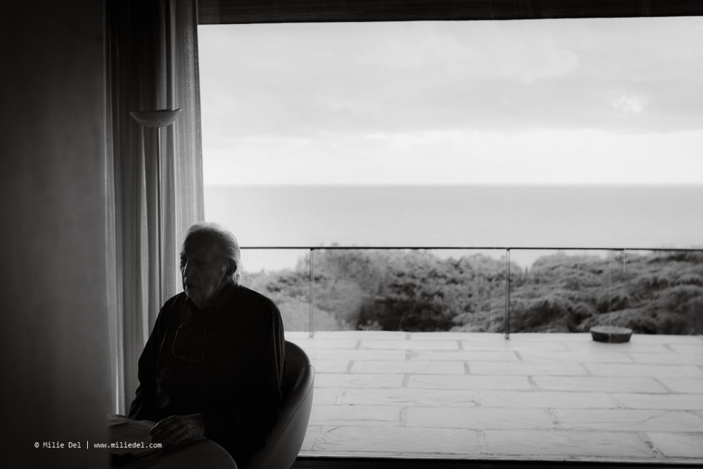 Portraits maison Sète Pierre Soulages black and white Monopol Magazin by Milie Del Photographer