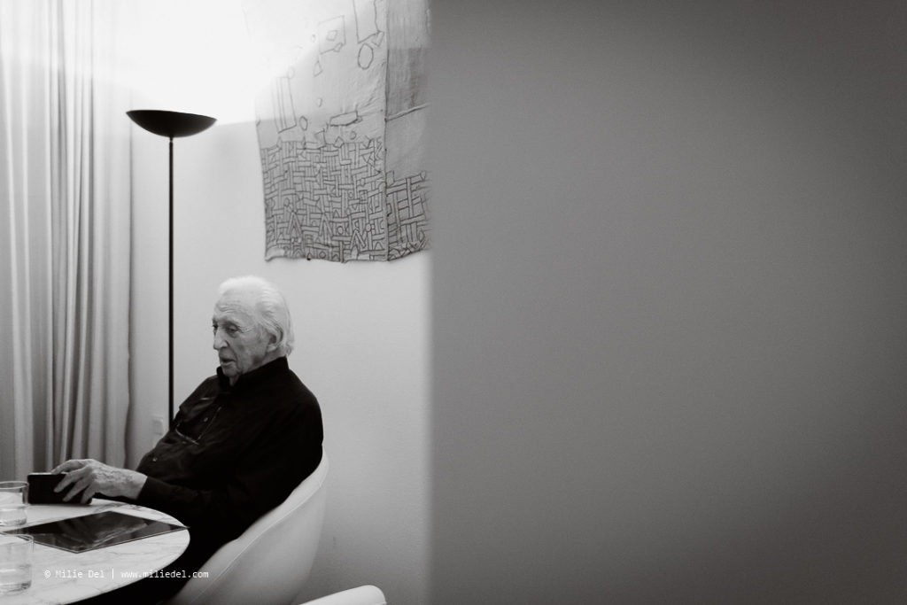 Pierre Soulages black and white Monopol Magazin by Milie Del Photographer