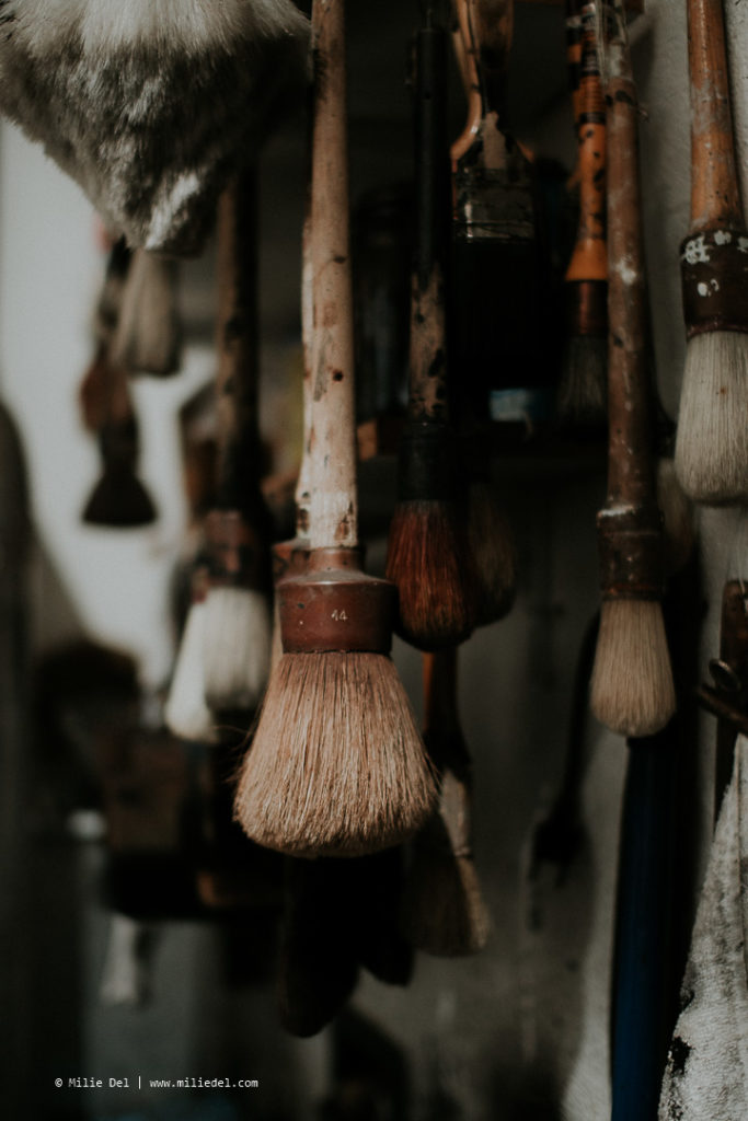 Atelier artiste Pierre Soulages Atelier artiste Pierre Soulages Sète Monopol Magazin Milie Del Photographer