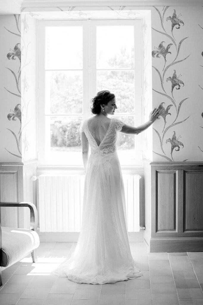 wedding dress bridal prep touraine black and white france milie del photographer