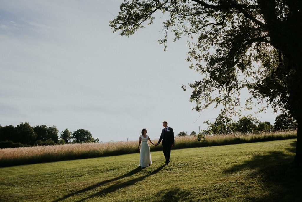 couple mariage touraine coucher du soleil milie del