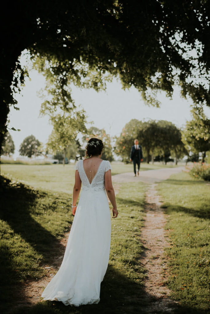 séance couple mariage touraine coucher du soleil milie del