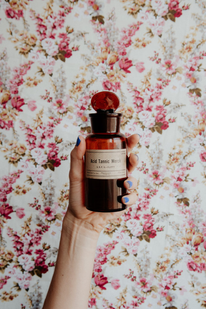 le poison mains Delicatesse quotidienne objets julia schena milie del