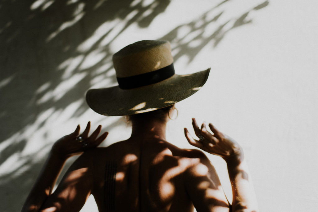 naked skin summer vibes hat lifestyle photoshoot