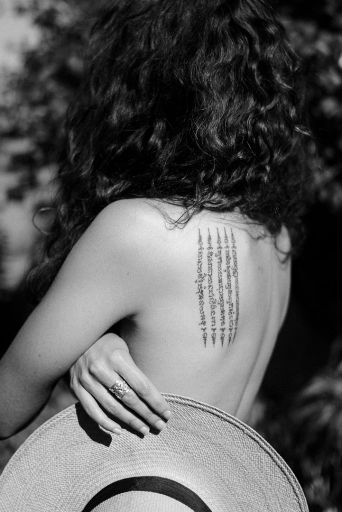 naked skin summer vibes hat black and white