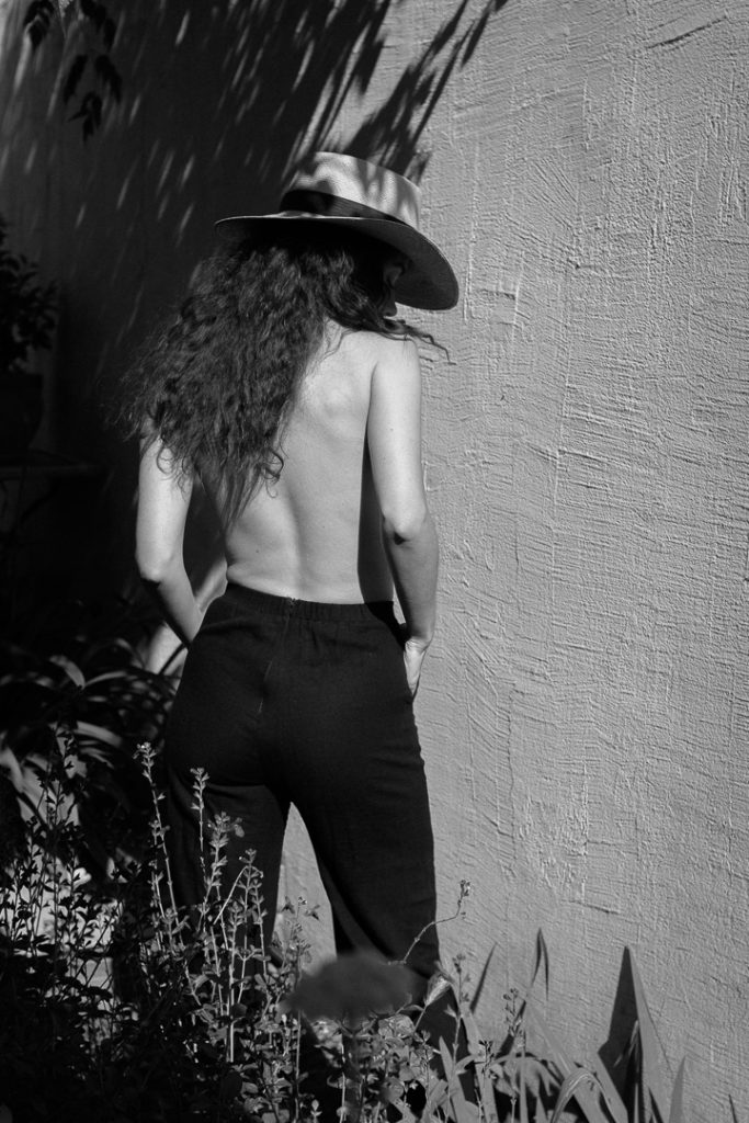 girl naked skin summer vibes editorial photography