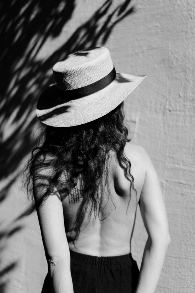 girl naked skin summer vibes editorial photography