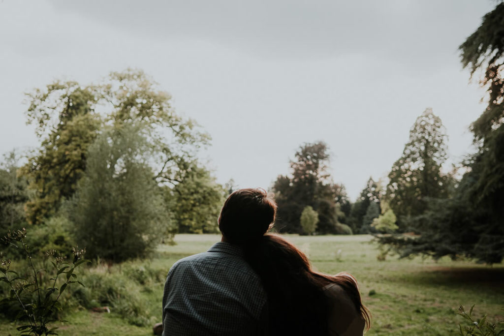 photography couple hugging miliedel poésie
