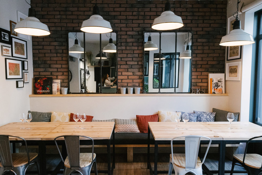 interior design le blackeys restaurant montpellier miliedel