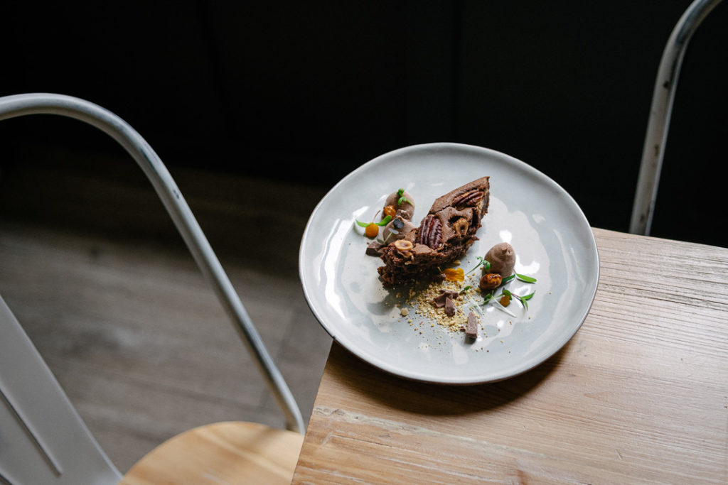 chocolate cake montpellier food blackeys