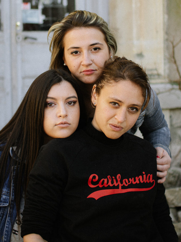 Documentary Portrait Photography 3 girls