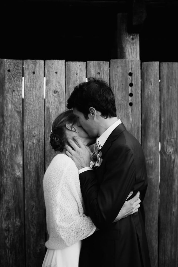 married couple milie del photographer