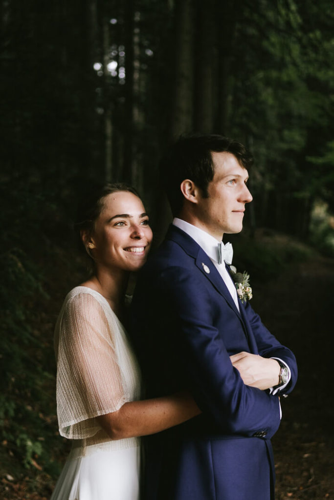 engagment session in a forest auvergne