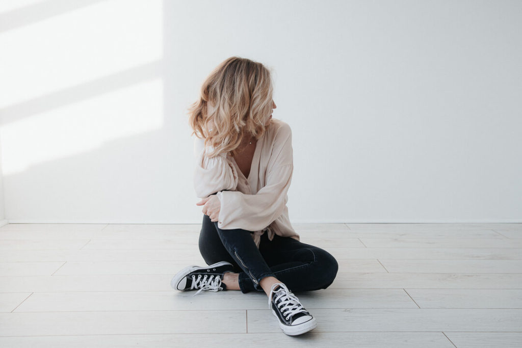 converse cool girl fashion photographer milie del