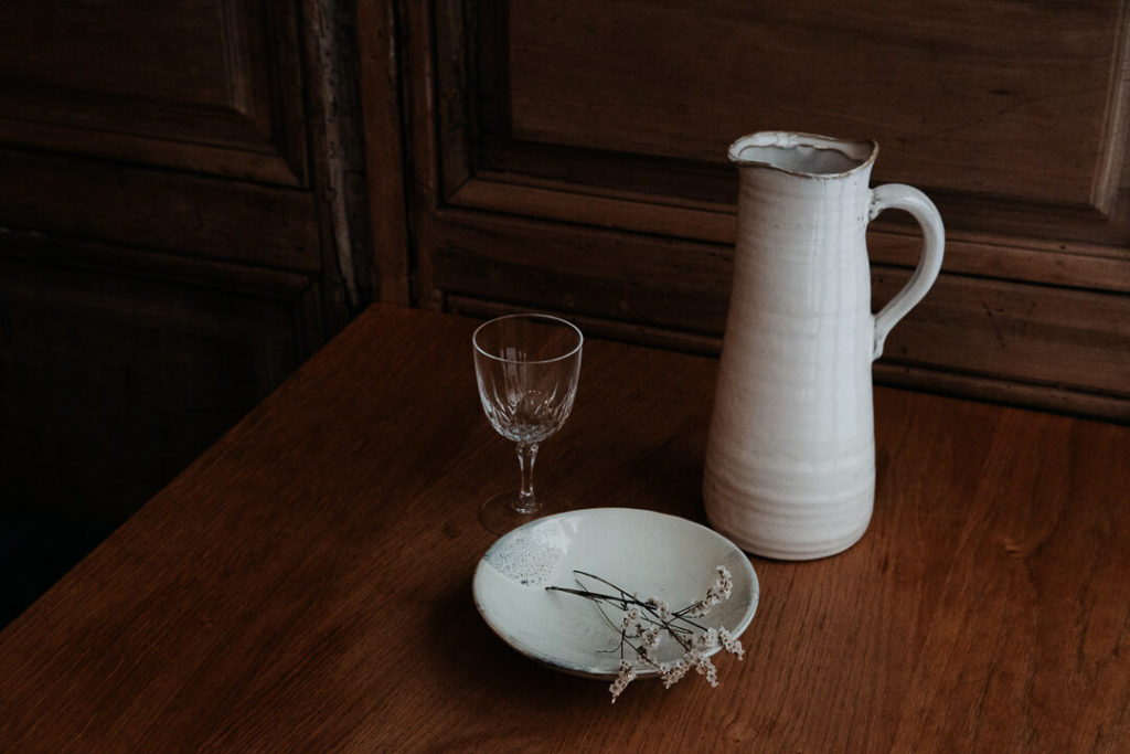 tables at Le Shelter montpellier restaurant scandianvian