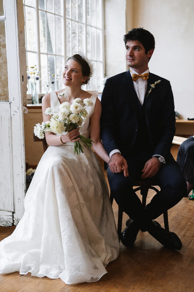 bride and groom wedding day Château de Sully