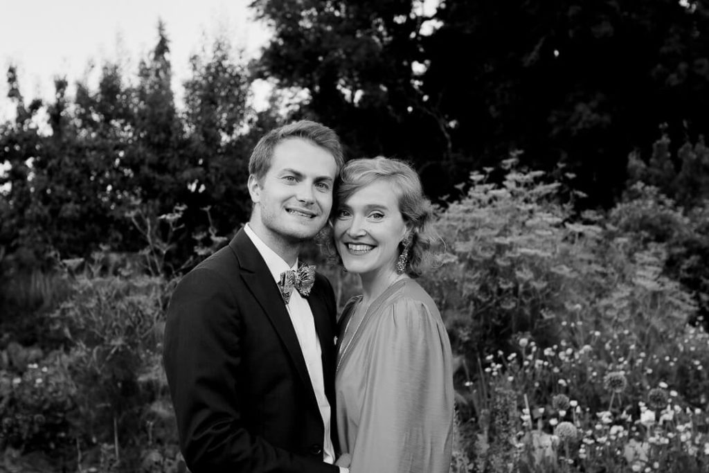 couple gardens Château de Sully