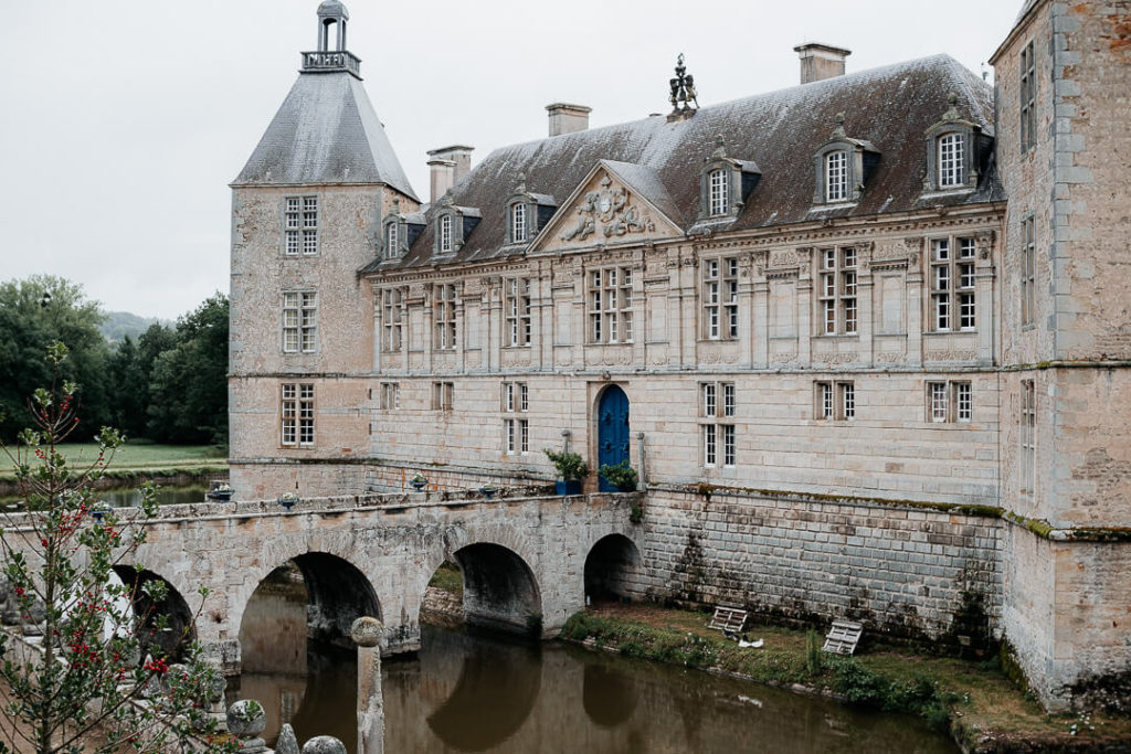 Château de Sully sous la pluie