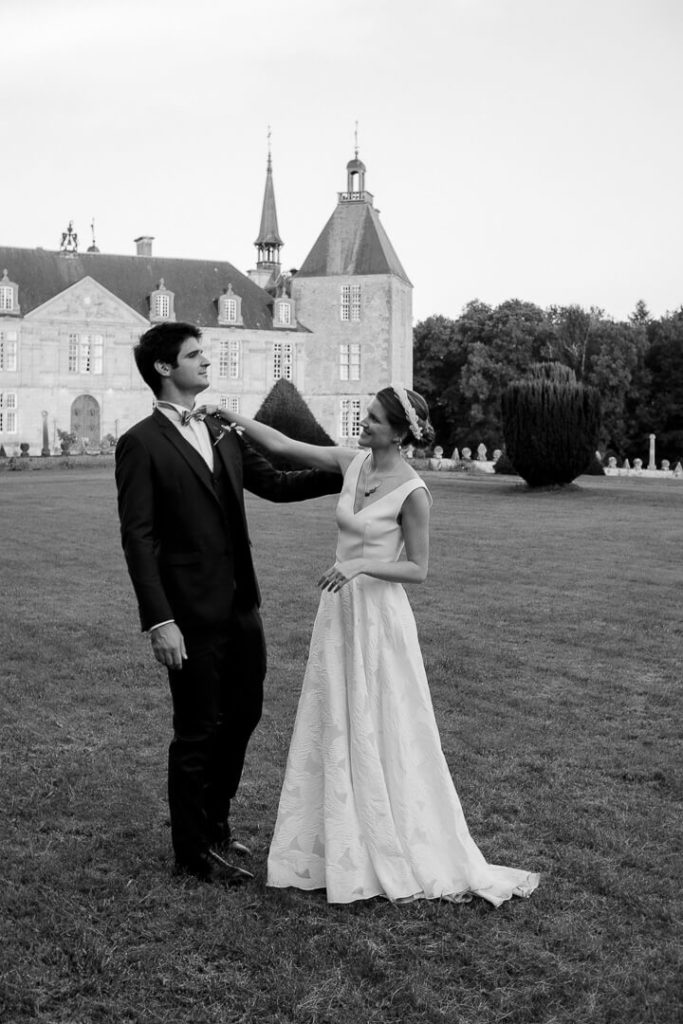 Bride and Groom Luxury wedding photographer Château de Sully