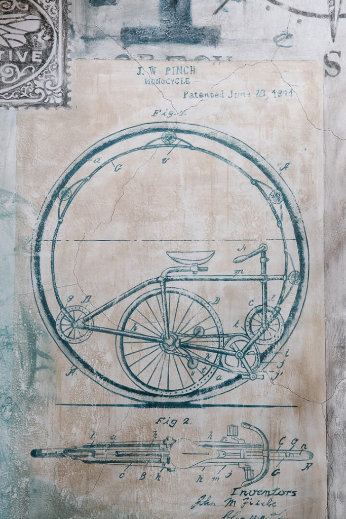 Interiors café riche restaurant Place de la Comédie Montpellier miliedel