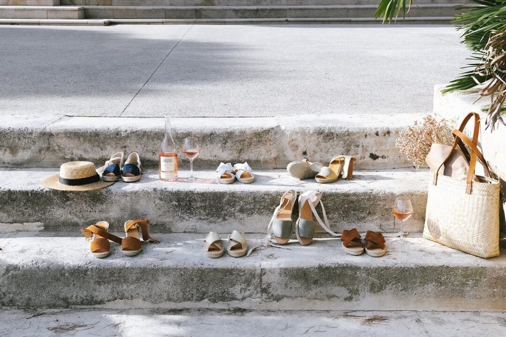 Rosé et espadrilles en été Branding photography by Milie Del