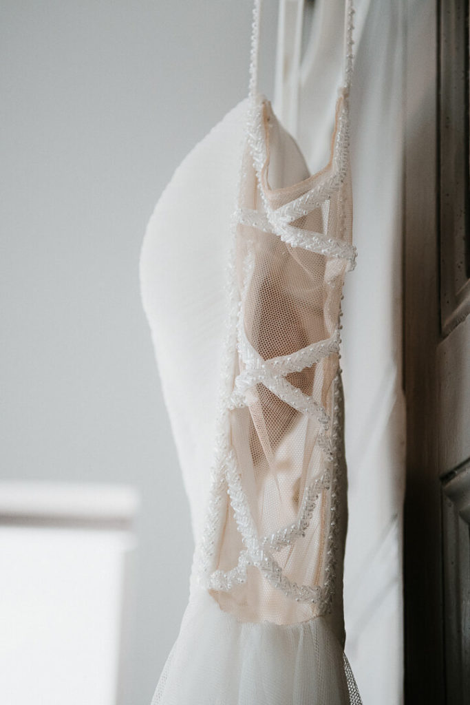 Milie Del Wedding photography wedding dress modern bride