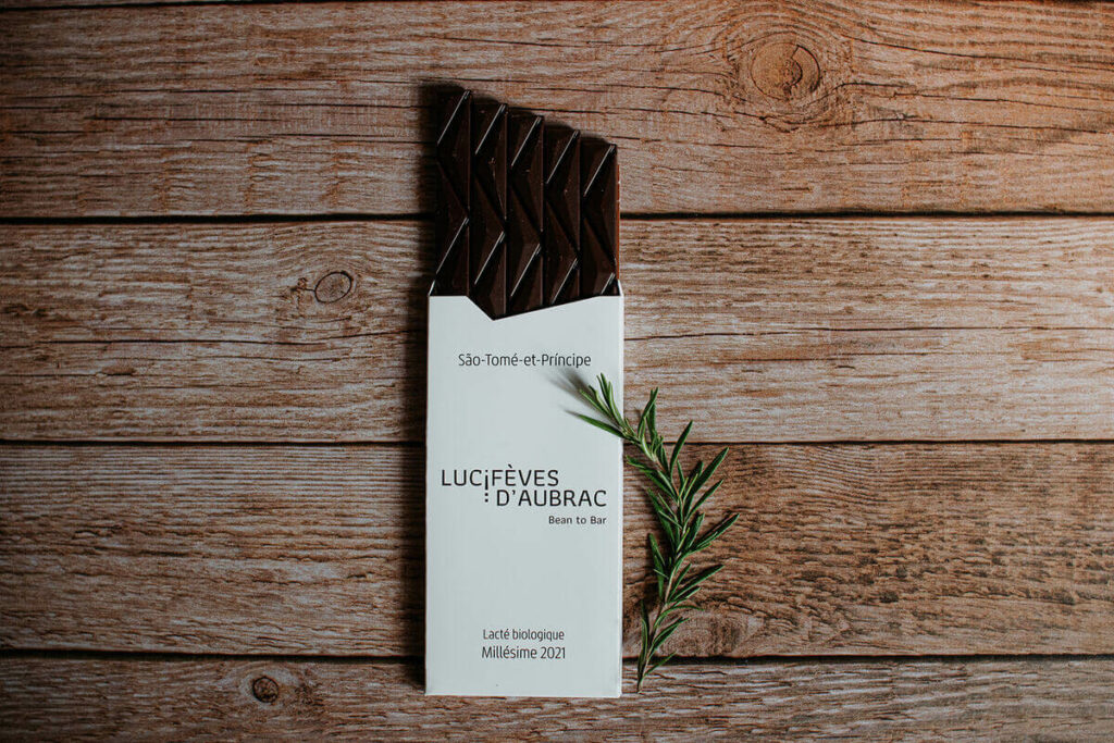 chocolat noir Lucifèves d'Aubrac Milie Del photographe culinaire montpellier France