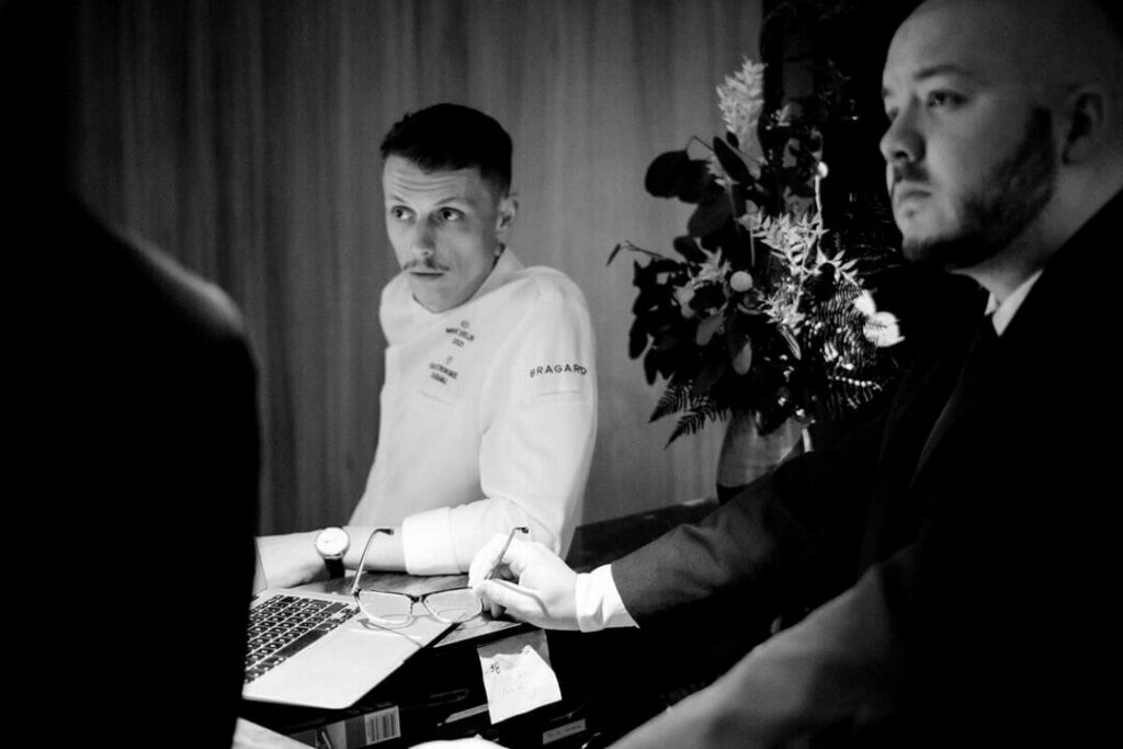 portrait of team at Reflet d'Obione one star guide Michelin in Montpellier by food photographer Milie Del