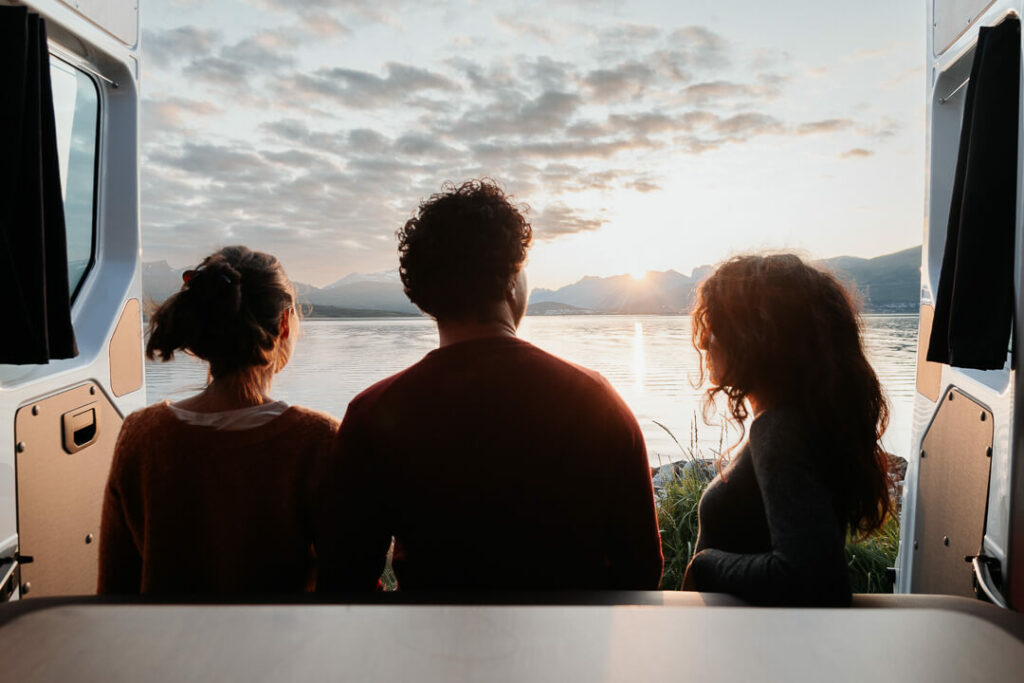 van travelling with friends