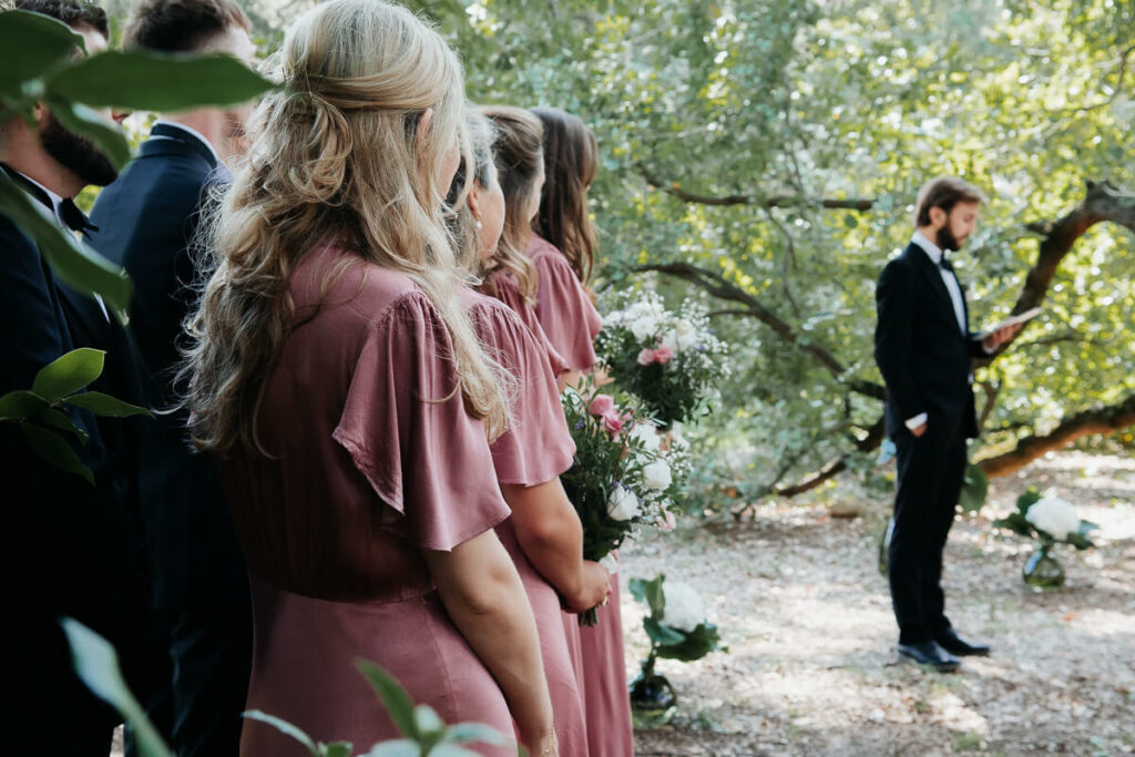 Wedding ceremony under the trees dreamy wedding Milie Del Photographer