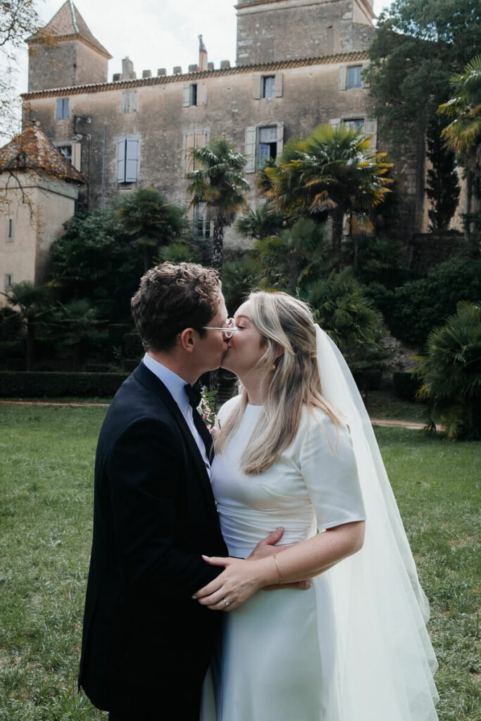 Groom and bride Wedding Milie Del Photographer