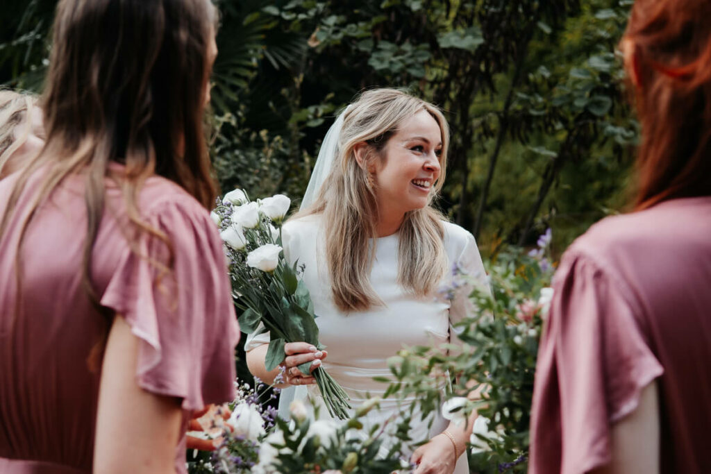 Flowers & the bride Wedding Milie Del Photographer