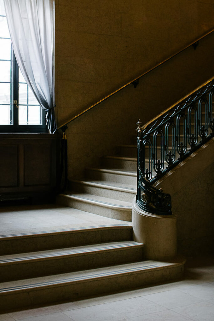 fairmont frontenac escalier pierre hotel Quebec Canada