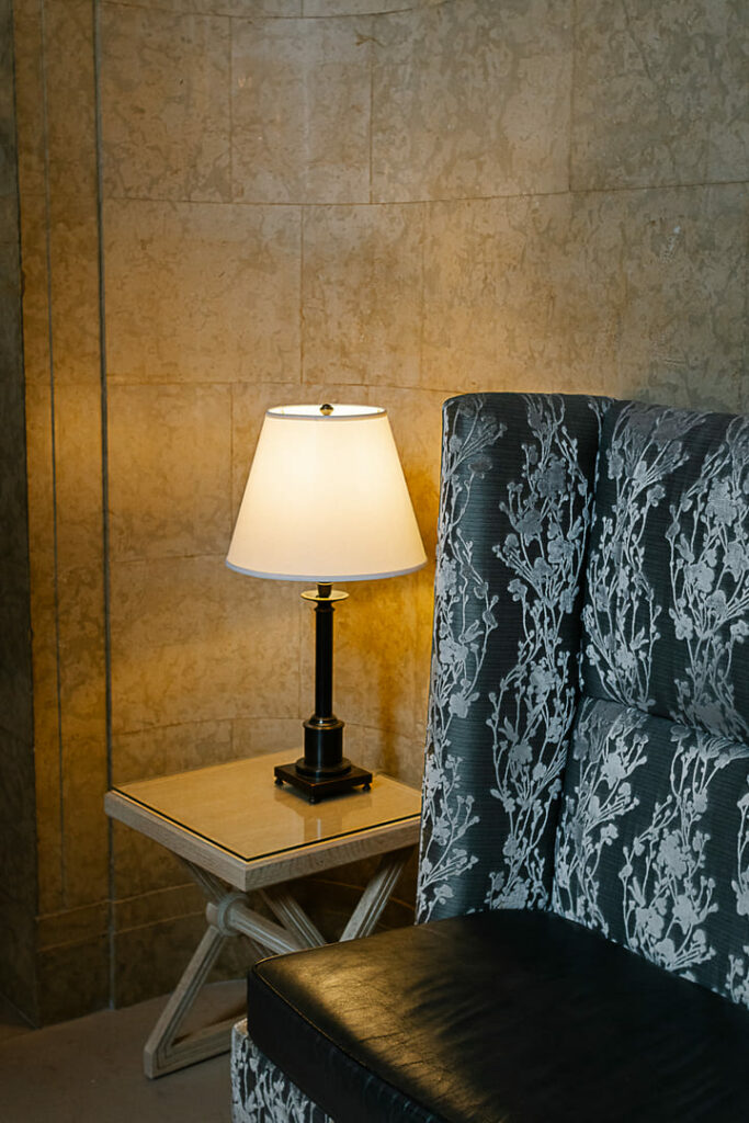 Interior Design Lampe Fairmont Frontenac Québec